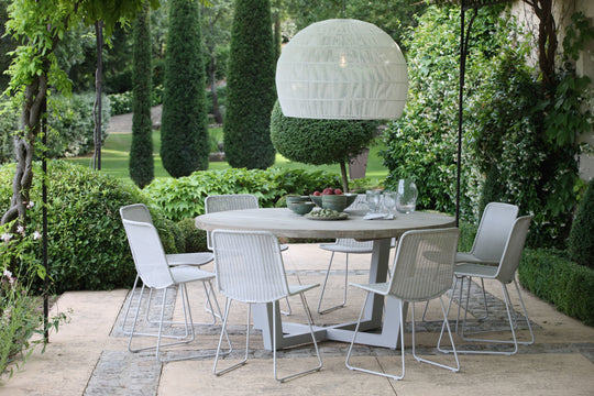 Choosing the Perfect Outdoor Dining Chair