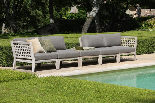 Creating a Relaxing Oasis with Designer Outdoor Furniture